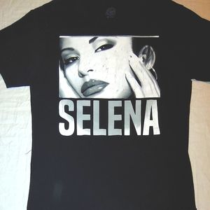 Selena B&W Tee Official Merchandise Small
